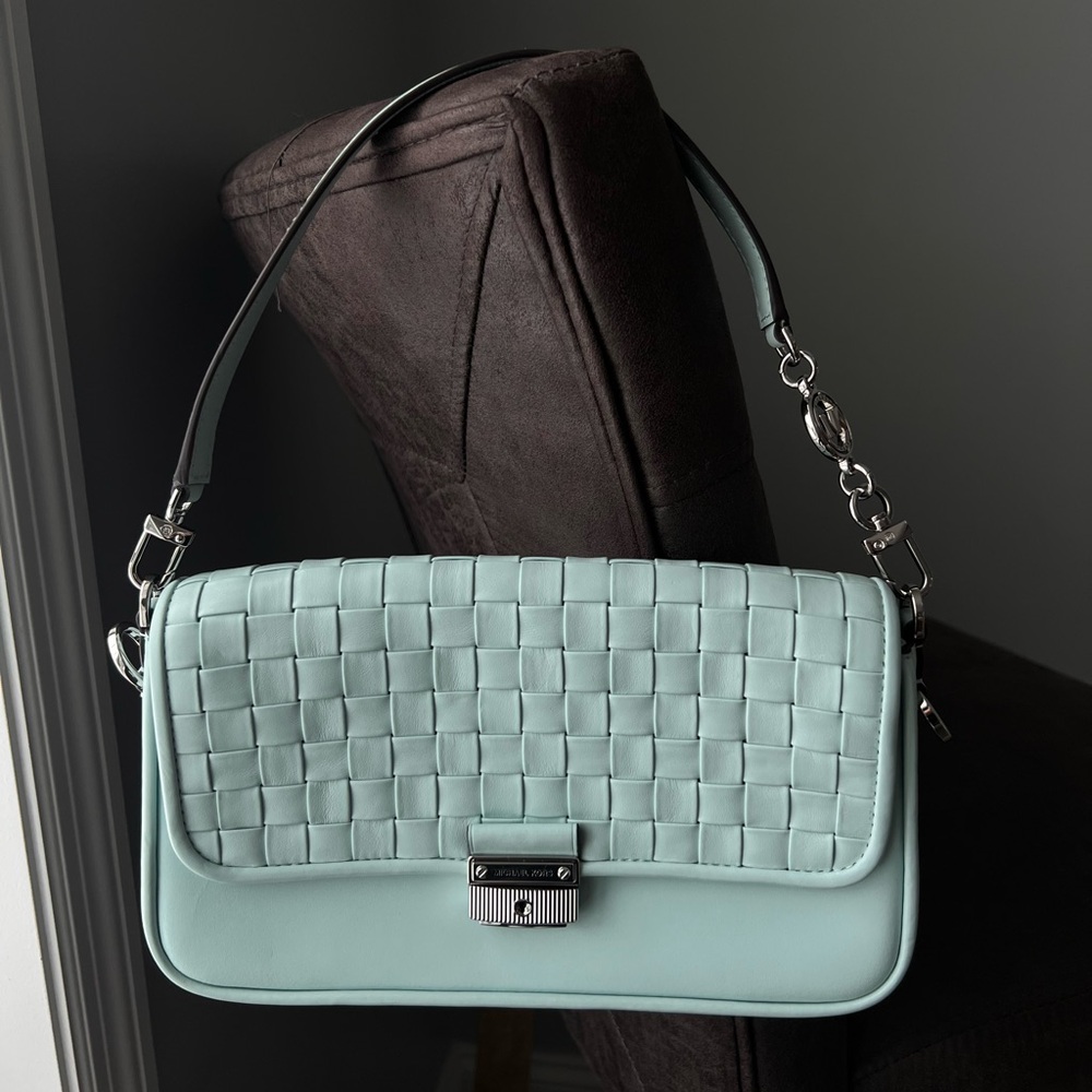 Michael Kors MK Bradshaw Small Woven Leather Convertible Shoulder Bag/Crossbody - Picture 9 of 16